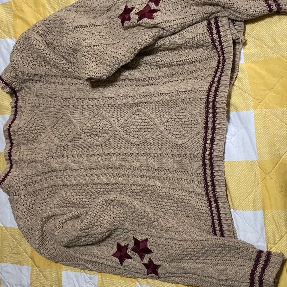 Taylor Swift | authentic rare 2020 holiday beige red Folklore cardigan sweater M - Picture 6 of 8